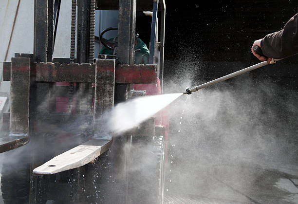 Best Commercial Pressure Washing  in San Benito, TX